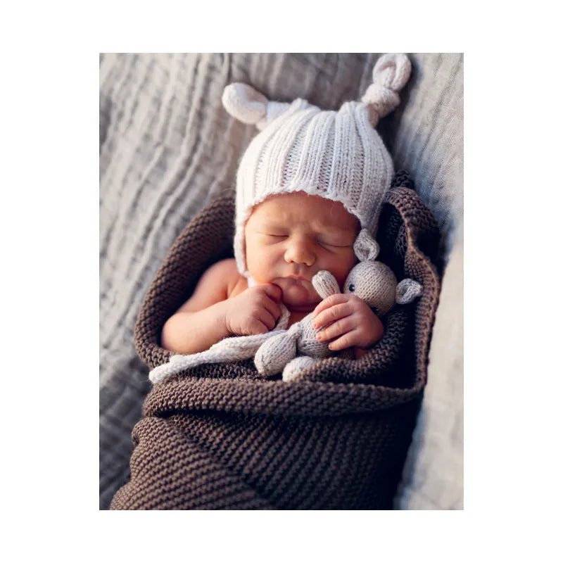 Adorable Layette au Tricot - 50 projets pour bébé de prématurés à 2 ans - KlompeLOMPE