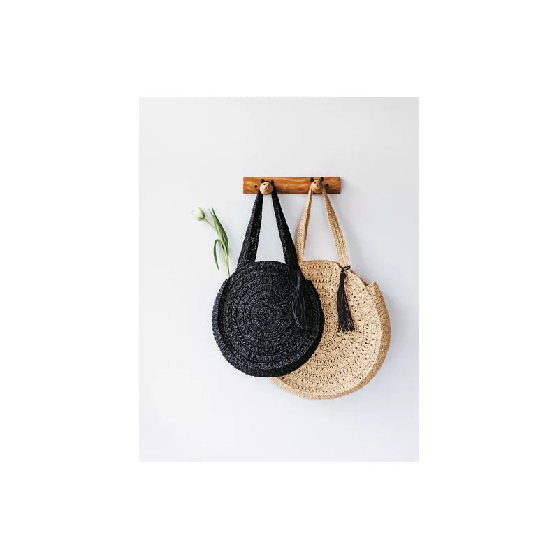 Chapeaux & accessoires en raphia crocheté : 30 modèles tendance de sacs et chapeaux d’été.