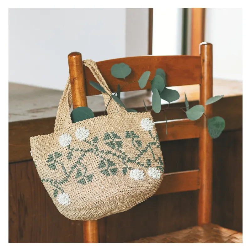 Sacs & chapeaux en raphia