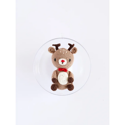 Boule de Noël amigurumi – Renne au crochet : kit complet pour une déco magique