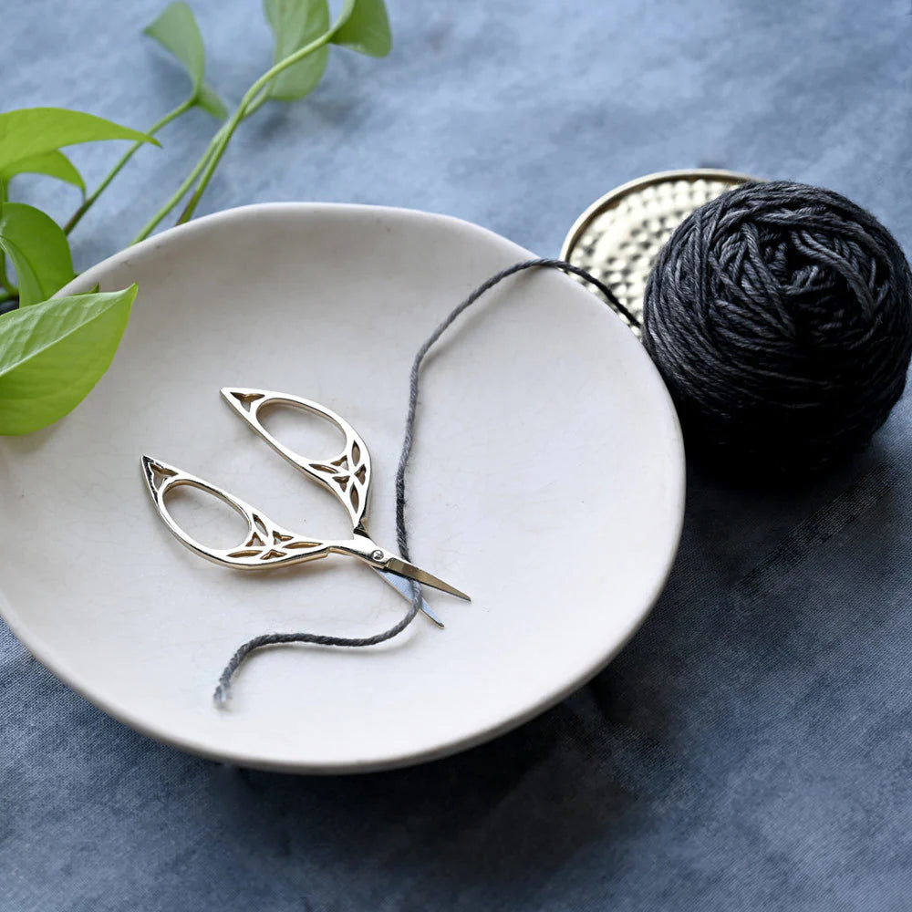 Ciseaux Lantern Moon dorés avec étui en cuir