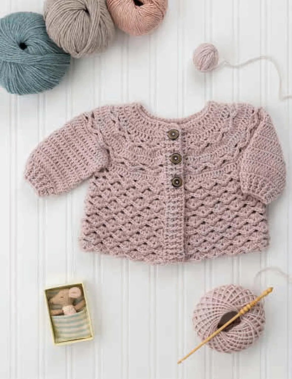 LA GARDE-ROBE DE MON BEBE AU CROCHET - 20 MODELES - 0 A 4 ANS