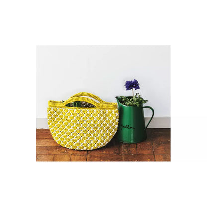 Chapeaux &amp; accessoires en raphia crocheté : 30 modèles tendance de sacs et chapeaux d’été.