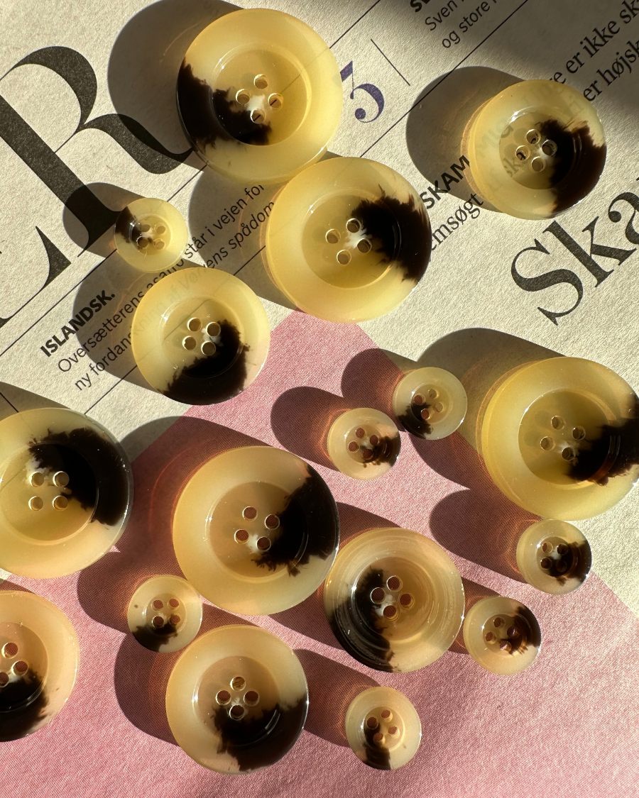 Boutons effet corne en galalithe – 12 mm, 23 mm et 28 mm