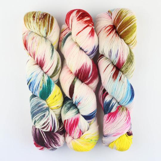 Fil à chaussettes PROPER SOCK – Mérinos teint à la main