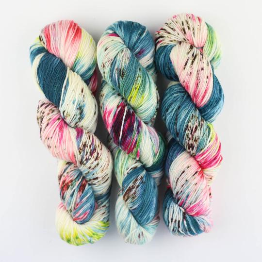 Fil à chaussettes PROPER SOCK – Mérinos teint à la main