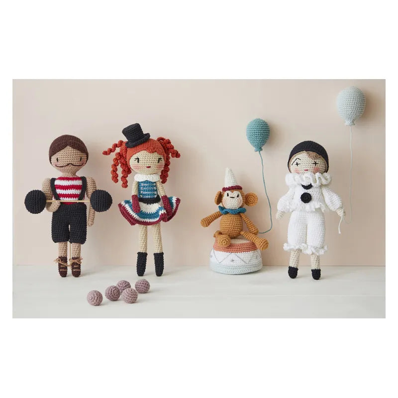 Poupées rétro au crochet - Laetitia Bleas