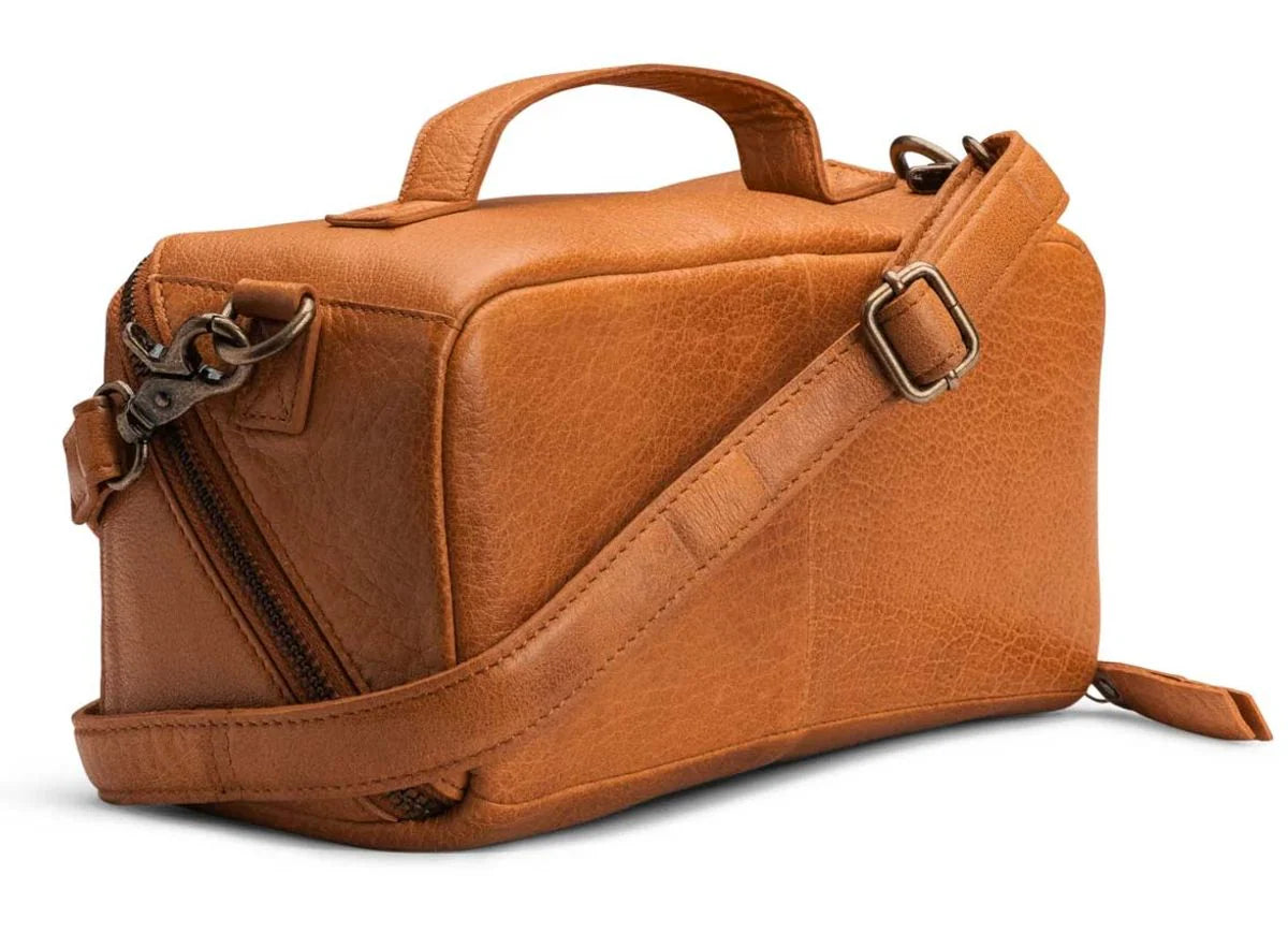 Sac à bandoulière Cleo XL de Muud – Sac polyvalent en cuir