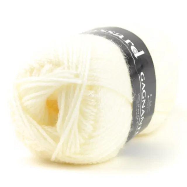 GAGNANTE, le fil 100 % acrylique